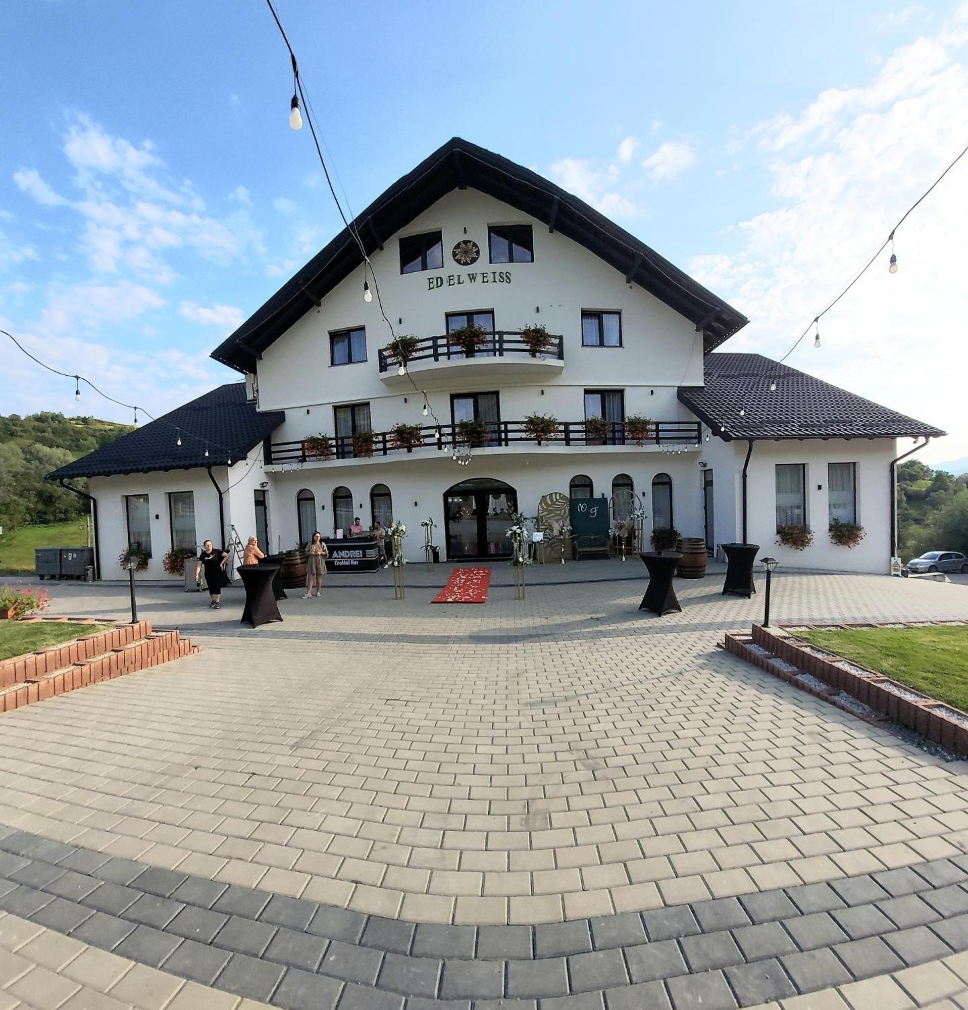 Hotel Evenimente Edelweiss Bogdan Vodă Exterior foto